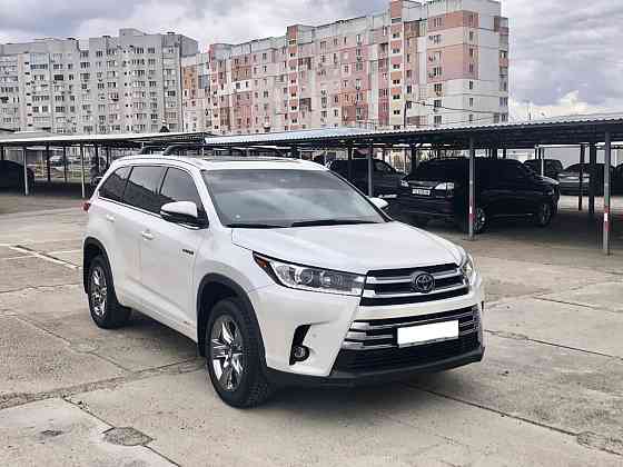 Toyota Highlander Limited Platinum 2019 год, гибрид. Тирасполь