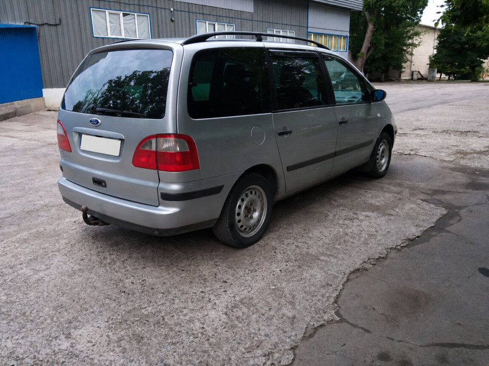 Ford Galaxy 2003 1.9 TDI Bender - fotografie 3