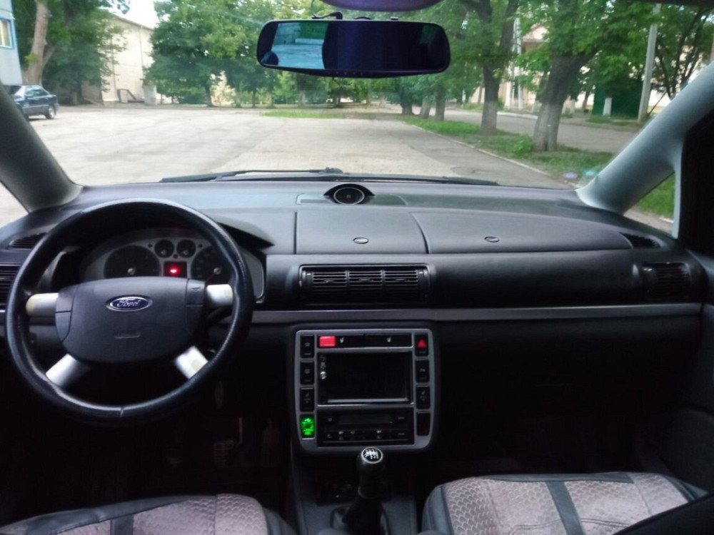 Ford Galaxy 2003 1.9 TDI Bender - fotografie 5