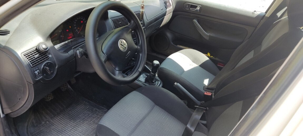 Golf IV 2003г. Заводской газ. Rîbnița - fotografie 3