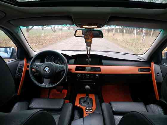 Продам отличный автомобиль BMWE60 2004 года Тирасполь