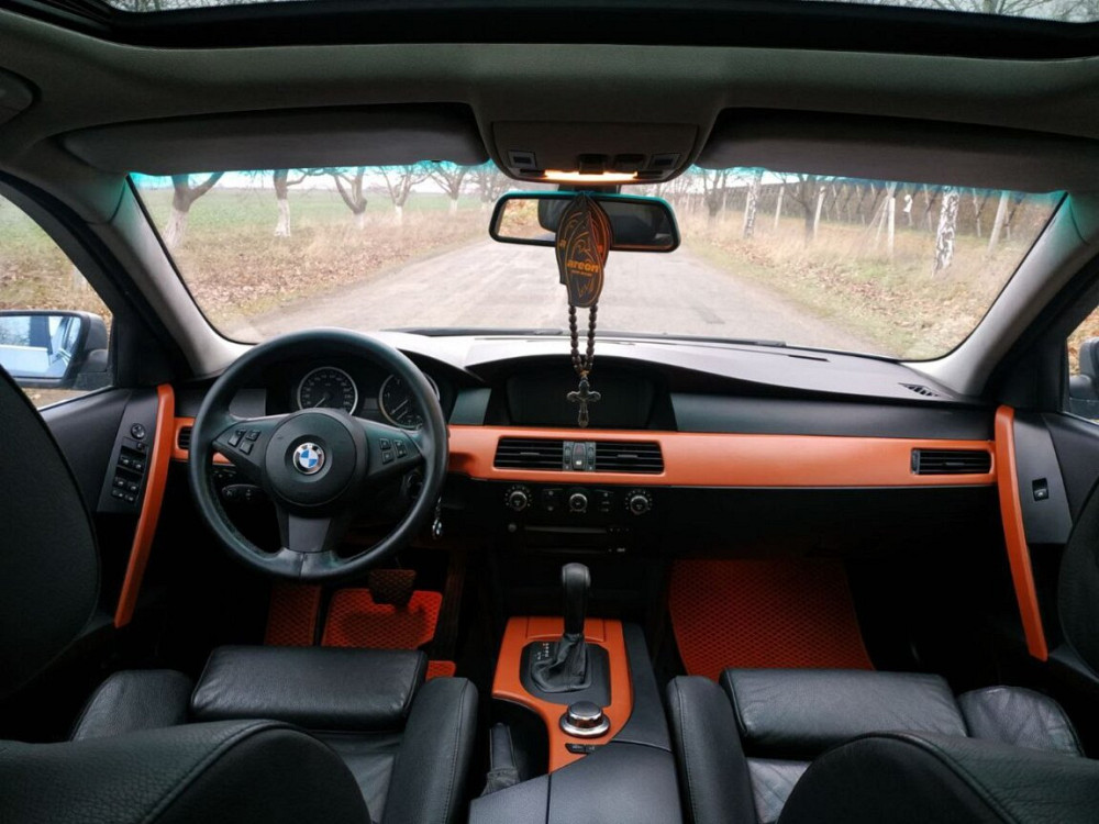 Продам отличный автомобиль BMWE60 2004 года Tiraspol - fotografie 5