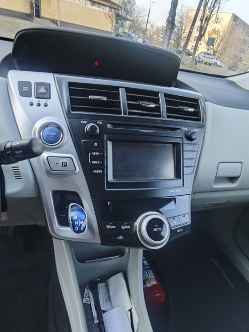 Toyota Prius v. приус в Tiraspol - fotografie 9