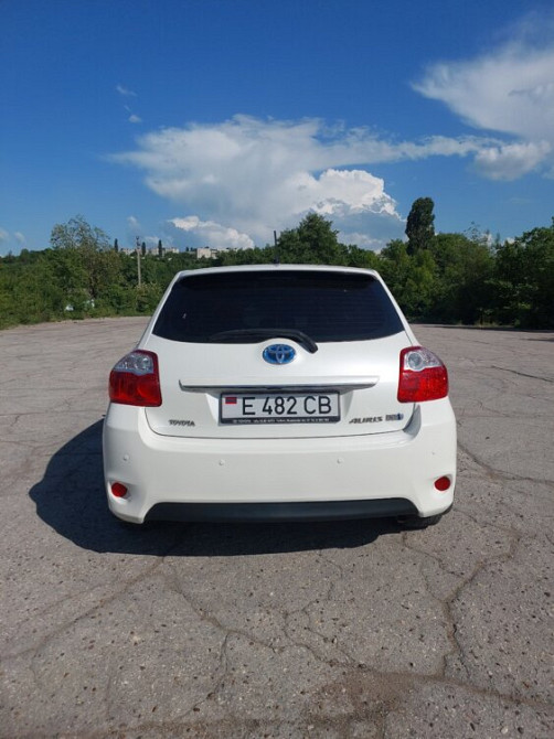 В продаже Toyota Auris Rîbnița - fotografie 6