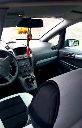 Opel Zafira B - 2006 год заводской метан Бендеры