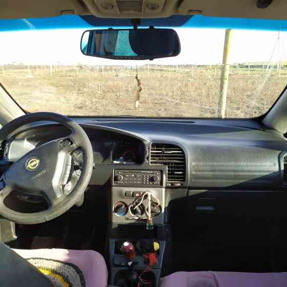 OPEL ZAFIRA, класса А Комрат