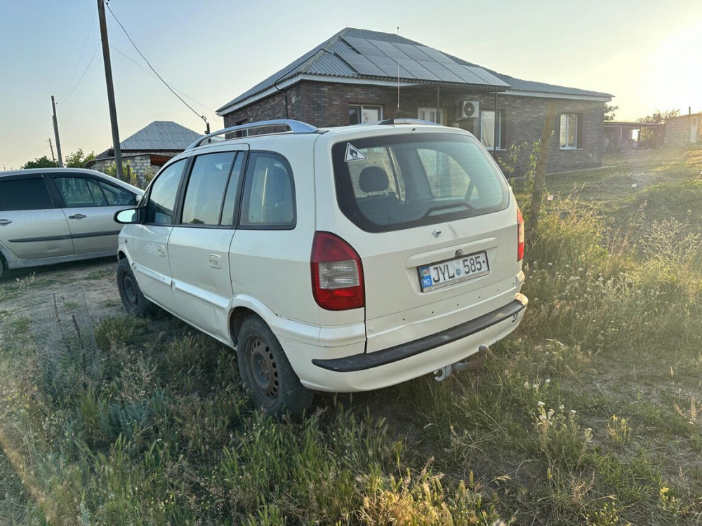 OPEL ZAFIRA, класса А Комрат - изображение 7