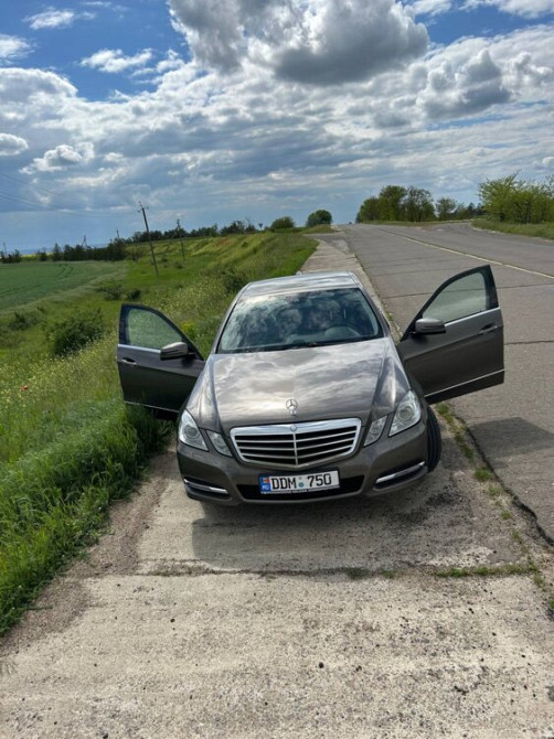 Mercedes-Benz E W212 Tiraspol - fotografie 9