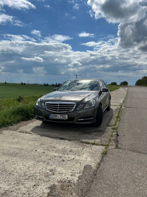 Mercedes-Benz E W212 Tiraspol - fotografie 1