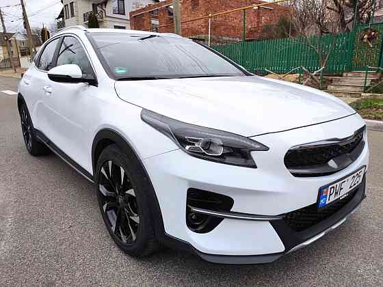 KIA X-Ceed Crossover Coupe Compact 1.6 GDI PHEV 2022 Кишинёв