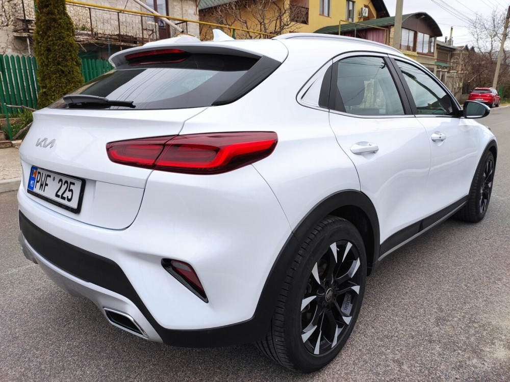 KIA X-Ceed Crossover Coupe Compact 1.6 GDI PHEV 2022 Кишинёв - изображение 4