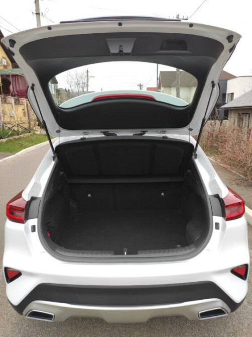 KIA X-Ceed Crossover Coupe Compact 1.6 GDI PHEV 2022 Кишинёв - изображение 9