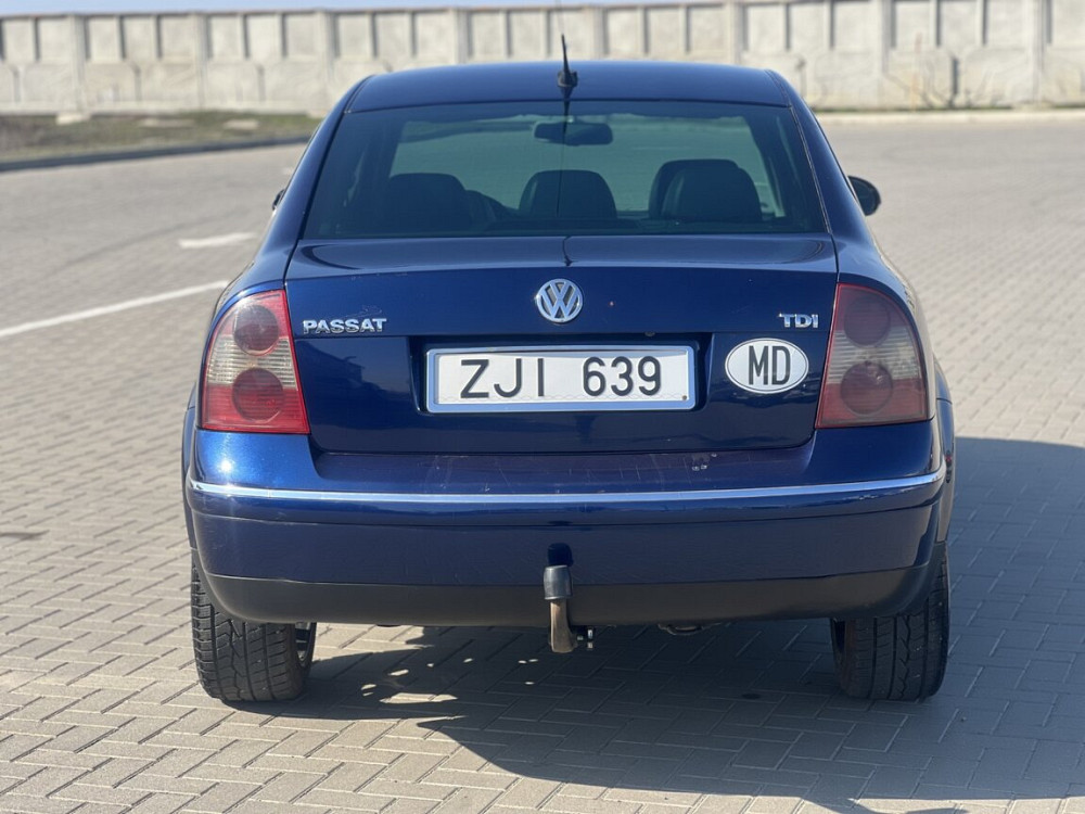 Volkswagen Passat 1.9 дизель Автомат 3800$ торг Тирасполь - изображение 4
