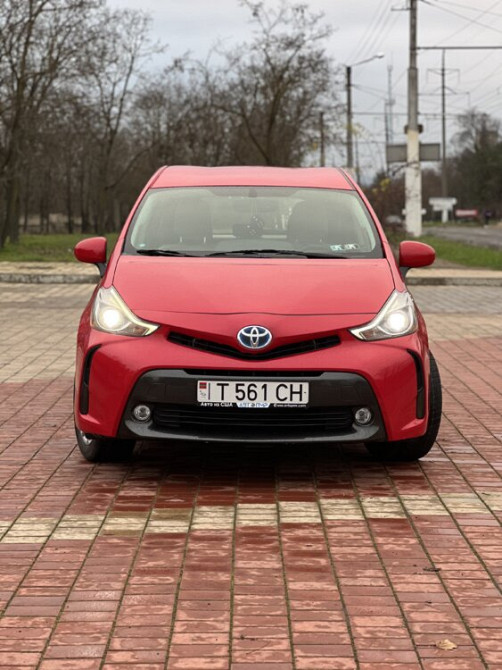 Продам Toyota Prius V 2015 год Tiraspol - fotografie 2