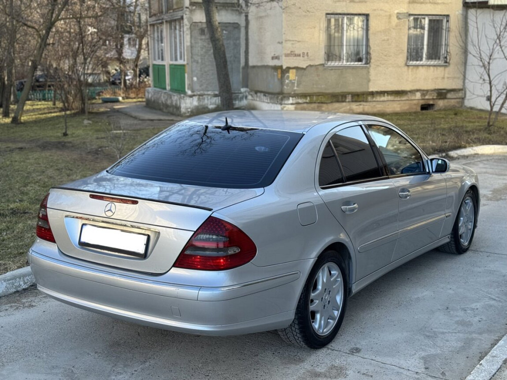 W211 2.7 дизель, автомат, 2003г. ВОЗМОЖЕН ОБМЕН, торг Tiraspol - fotografie 4