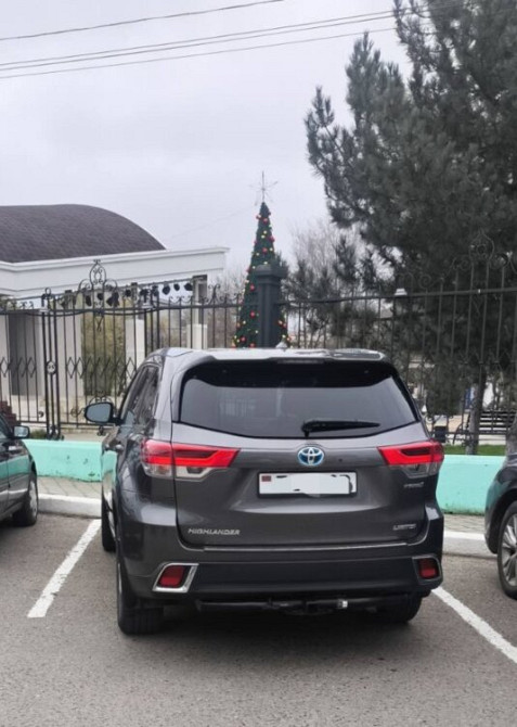 Продаётся надёжный и комфортный Toyota Highlander 2017 года Tiraspol - fotografie 3