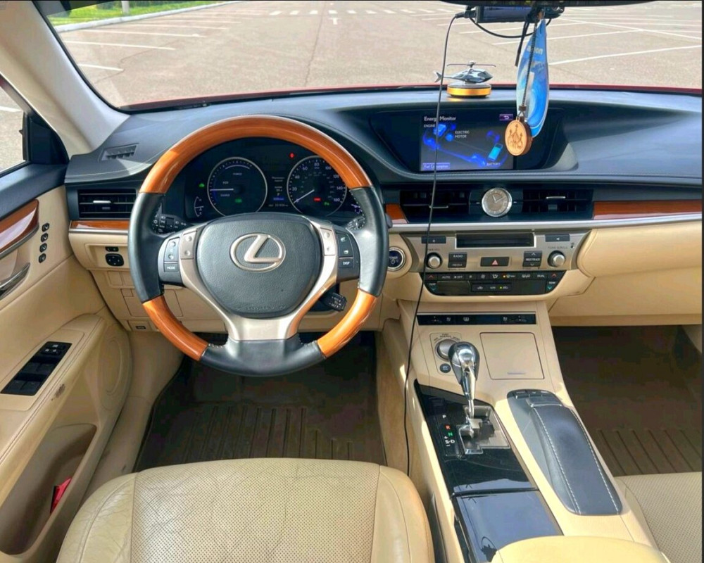 Lexus ES 300h 2012 год 2.5 гибрид Тирасполь - изображение 5