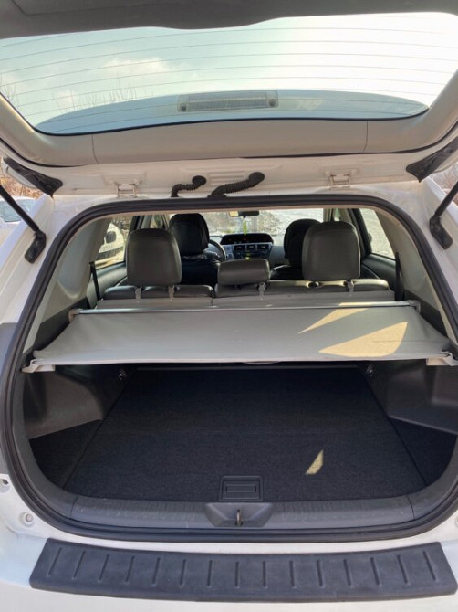 СРОЧНО! Prius V 2013 Тирасполь - изображение 9