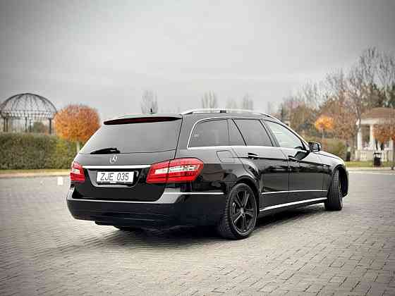 Mercedes E212, 2.2 дизель, 2010 год, нейтральные номера Tiraspol