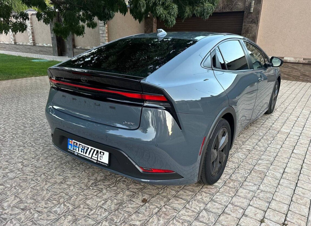 Toyota Prius Hybrid Tiraspol - fotografie 8
