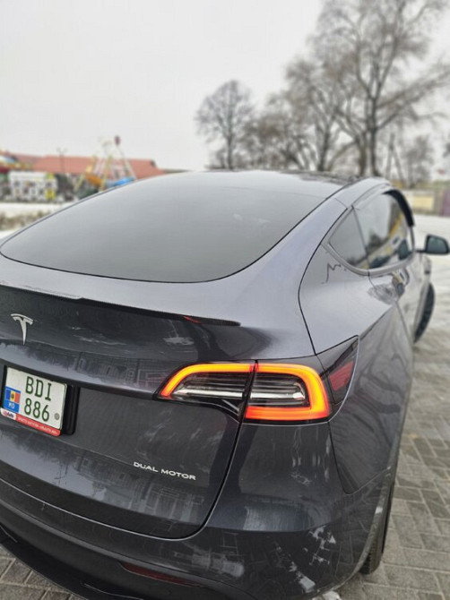 Tesla Model Y 24г. Bender - fotografie 1