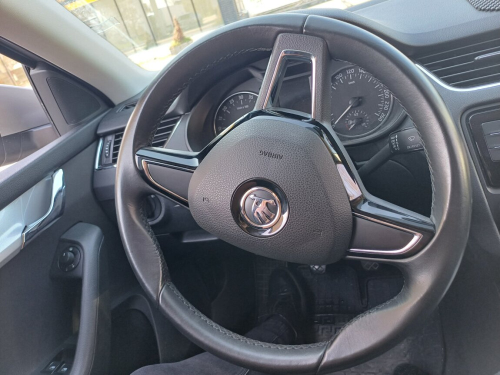 Skoda Octavia Bălţi - fotografie 8