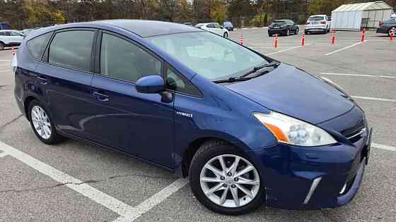 Prius v 2012-максимальная комплектация! Кишинёв