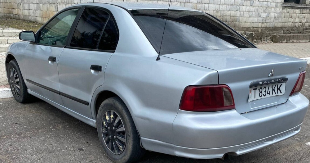 Срочно продам Mitsubishi Galant 2003 года. 2.4 бензин/метан, АКПП Бендеры - изображение 2
