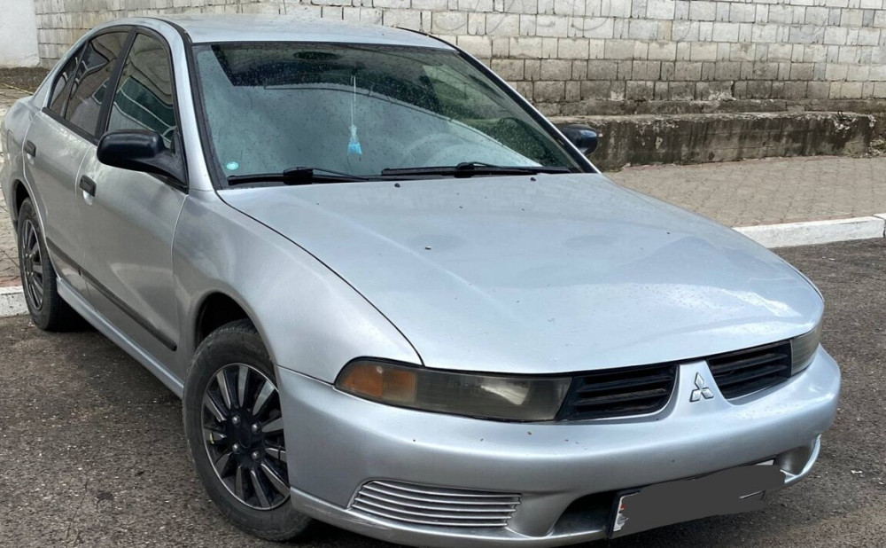 Срочно продам Mitsubishi Galant 2003 года. 2.4 бензин/метан, АКПП Бендеры - изображение 1