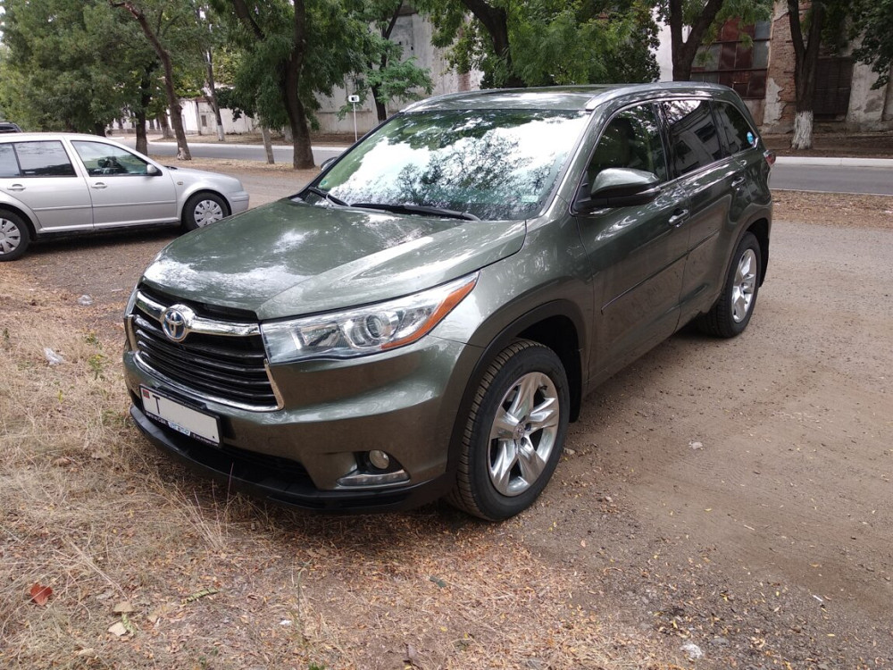 TOYOTA HIGHLANDER Tiraspol - fotografie 3