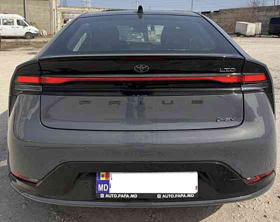 Toyota Prius 2024 Limited Hybrid в максимальной комплектации Tiraspol