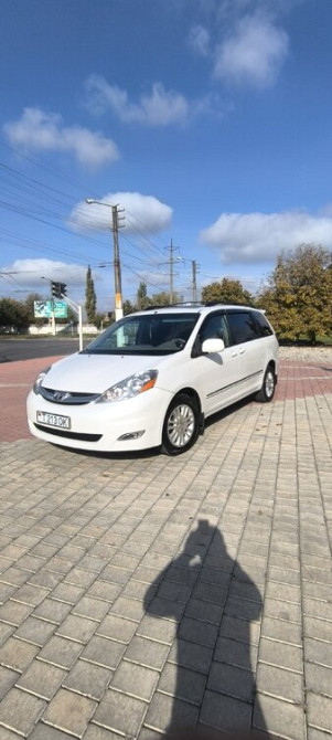 Продам toyota sienna 12 месяц 2006 года. 3.5 бензин-ГАЗ (МЕТАН) 32.куб Tiraspol - fotografie 1
