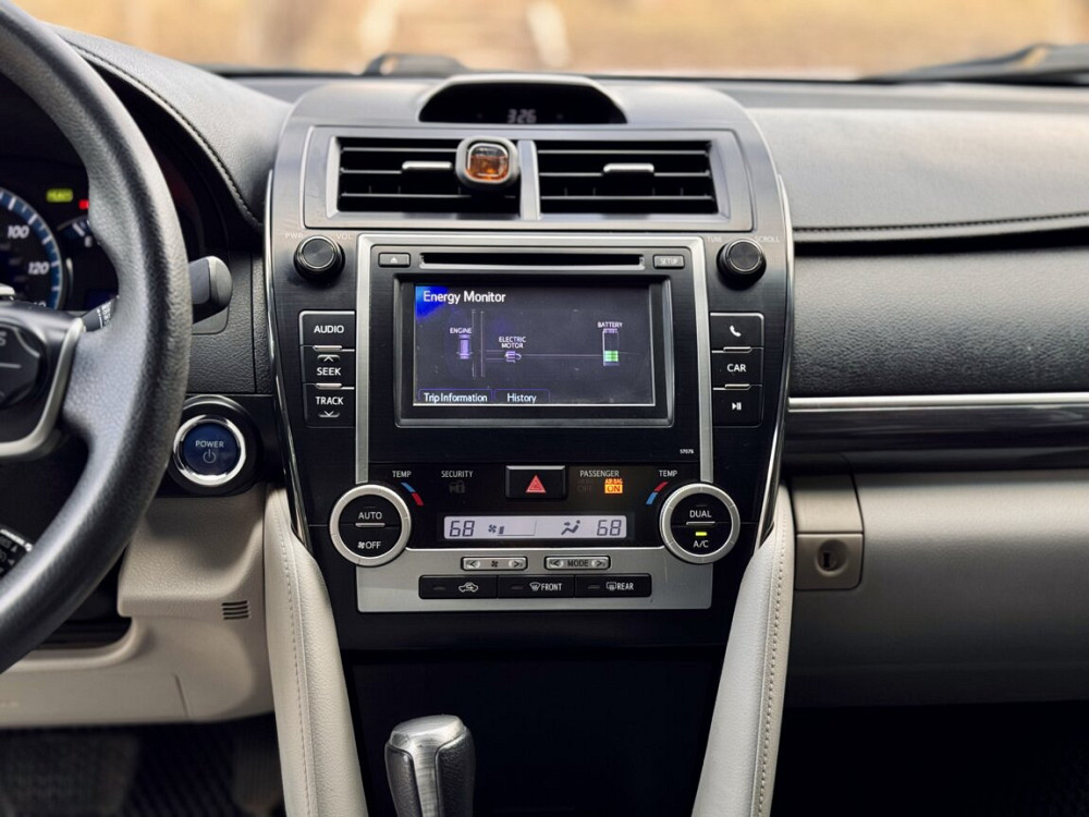 Toyota Camry XV50 • Hybrid 2.5 • Расход 6л Tiraspol - fotografie 10