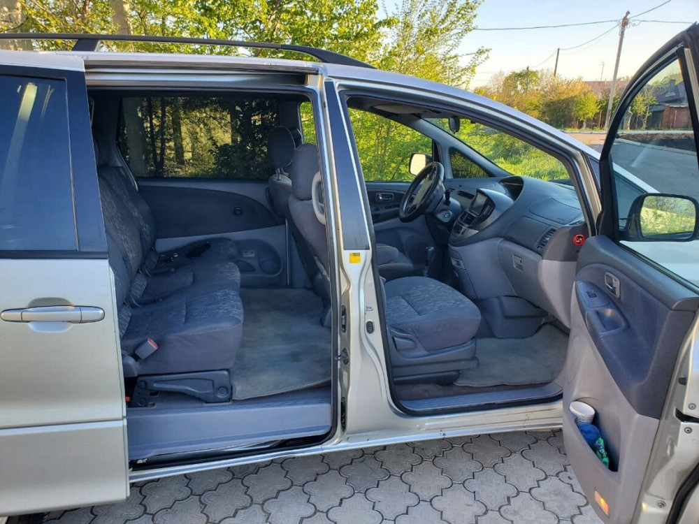 Продам Toyota Previa 2.0 2001 г. Тирасполь - изображение 2