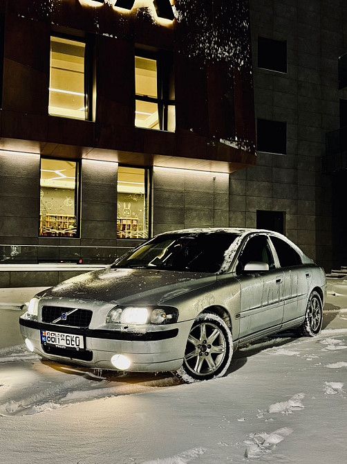 Volvo S60 Chişinău - fotografie 1