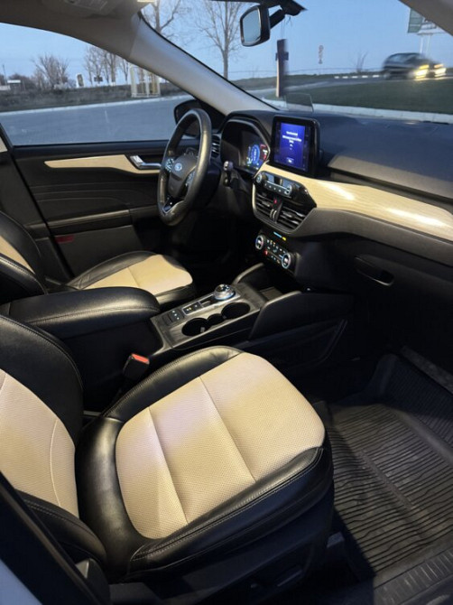 Ford Escape Titanium 2.5 hybrid. 2022год. Tiraspol - fotografie 7