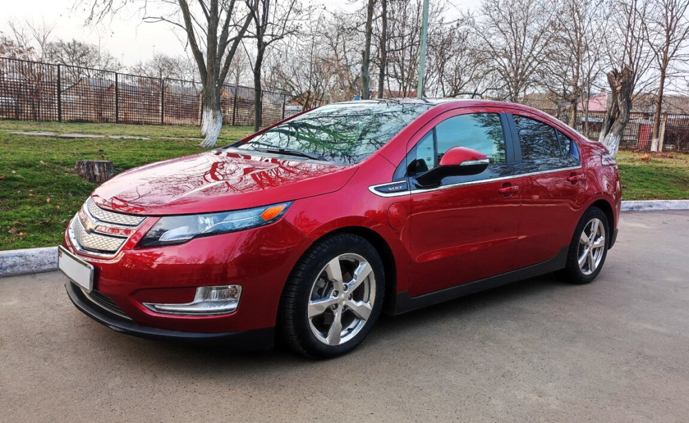 Chevrolet Volt. Машина очень комфортная и экономичная Бендеры - изображение 4