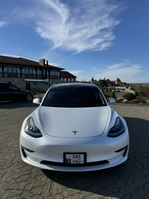 Tesla model 3 Bender - fotografie 1