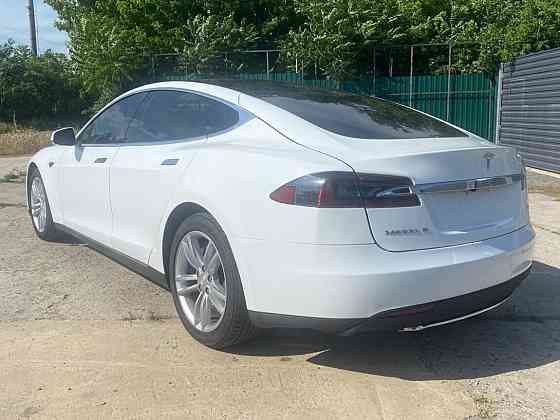 Продам Tesla Model S Рыбница