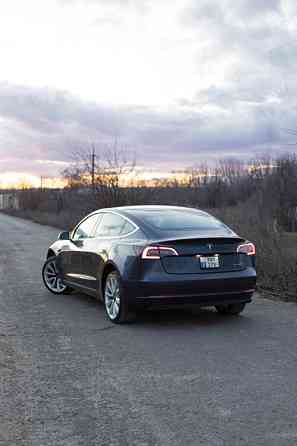Tesla Model 3 Tiraspol