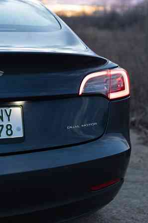 Tesla Model 3 Tiraspol