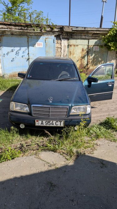 Mercedes-Benz C230, 1997г, идеальное состояние Бендеры - изображение 1