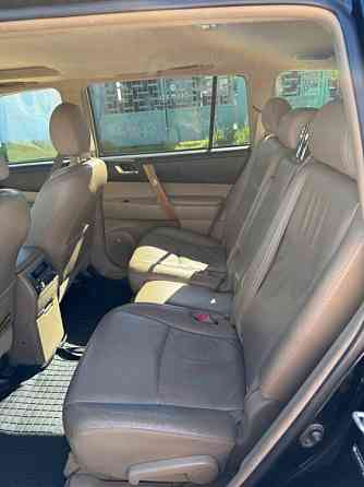 СРОЧНО Toyota Highlander 2008 год 3,3 бензин/гибрид + МЕТАН Тирасполь