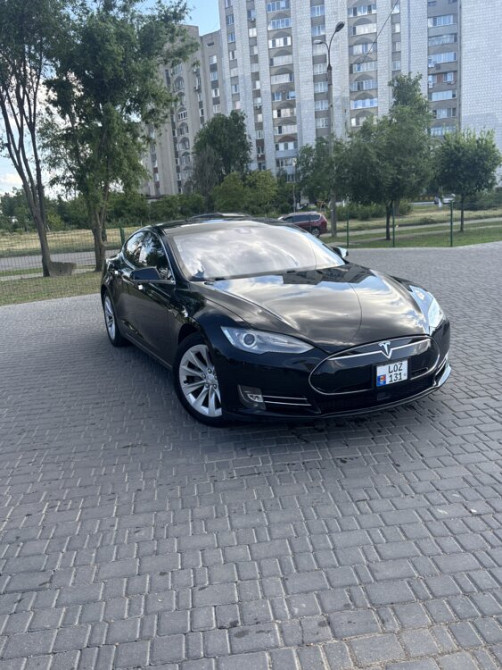 ПРОДАМ Tesla medel s85 Tiraspol - fotografie 1