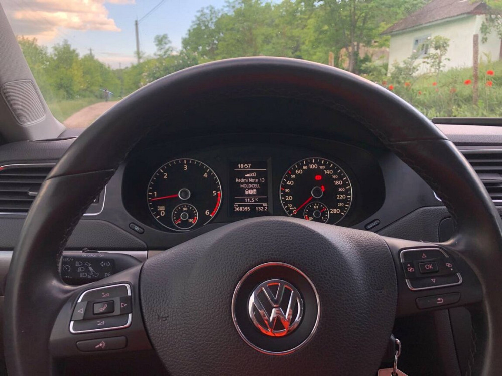 Vw Jetta 2.0tdi Camenca - fotografie 8