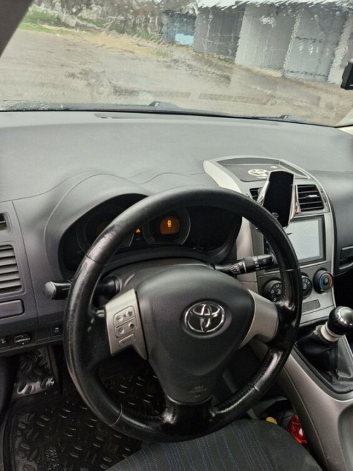 Продам Toyota auris Dnestrovsc - fotografie 3