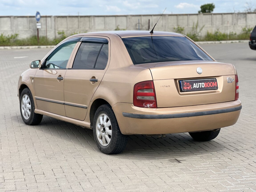 Skoda Fabia 2002 год 1.9 дизель простой аппаратурник 2000$ торг Tiraspol - fotografie 3
