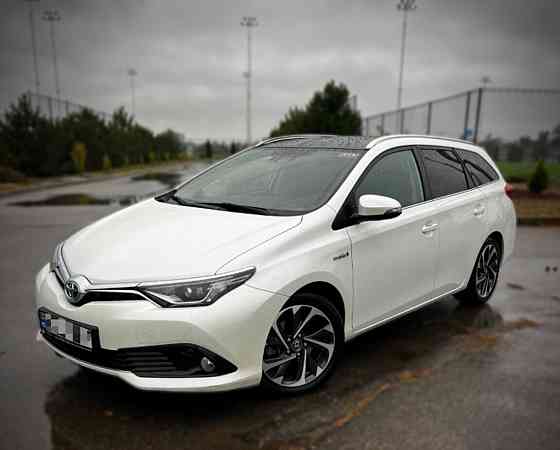 Toyota Auris Бендеры
