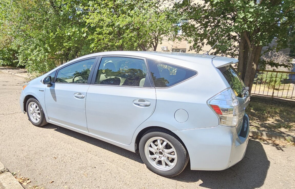Toyota Prius V Tiraspol - fotografie 7