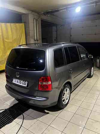 Продам Volkswagen Touran 1.6 бензин-газ метан Тирасполь